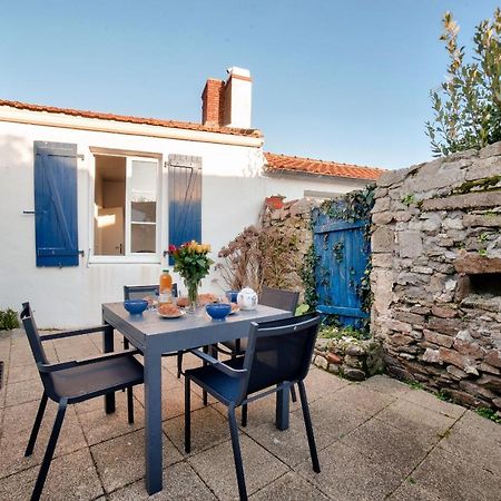 Jolie Maison Avec Cour Pour 5 Personnes Noirmoutier-en-l'Ile Exteriör bild